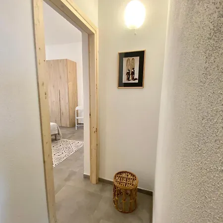 아파트 1 / Casa Marley Porto Pollo Barrabisa